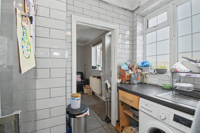 65 Straight Road, Old Windsor, SL4 2SA 6