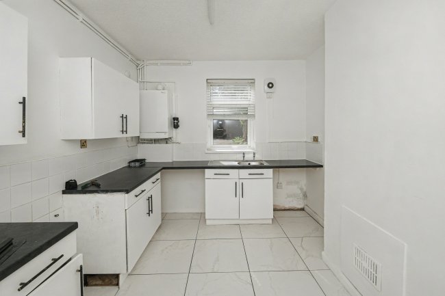 19 West Grove, Montpelier, Bristol, BS6 5LS 4