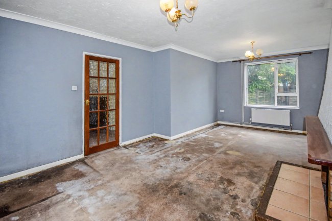 11 Rockingham Road, West Earlham, Norwich, Norfolk, NR5 8HZ 5
