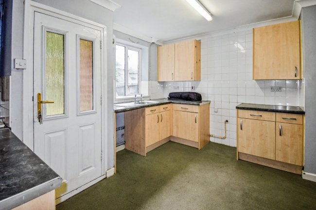11 Rockingham Road, West Earlham, Norwich, Norfolk, NR5 8HZ 5