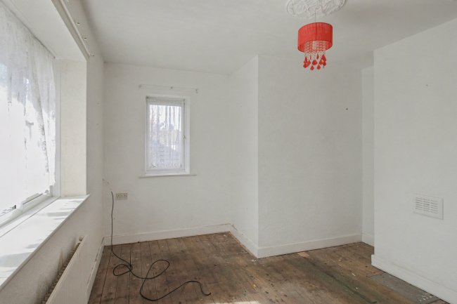 37 Green Close, Hull, East Yorkshire, HU6 8DA 8