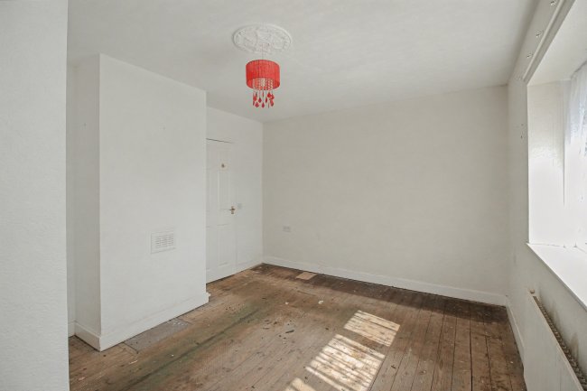 37 Green Close, Hull, East Yorkshire, HU6 8DA 8