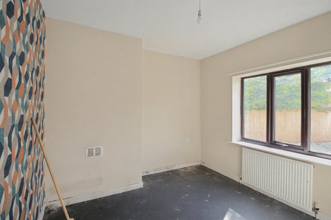1 Newbald Grove, North Hull Estate, Hull, East Yorkshire, HU6 8JR 5