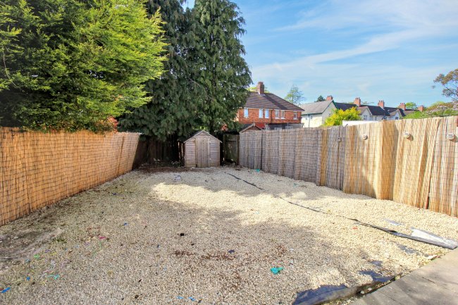 1 Newbald Grove, North Hull Estate, Hull, East Yorkshire, HU6 8JR 5