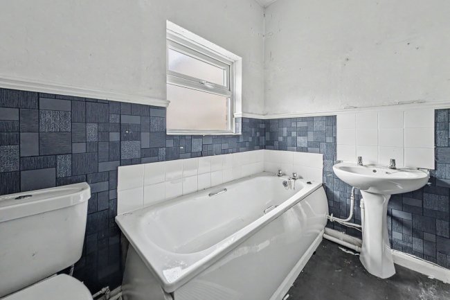 25 Beaumont Street, Blyth, Northumberland, NE24 1HP 3