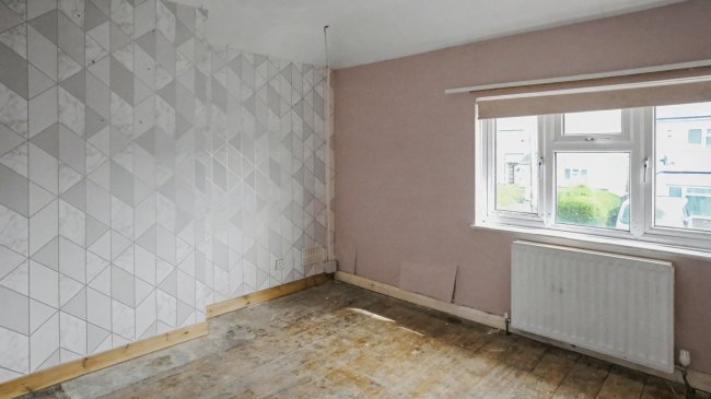 4 Nelson Close, Hillingdon, Uxbridge, UB10 0PX 8