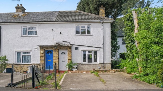 4 Nelson Close, Hillingdon, Uxbridge, UB10 0PX 8