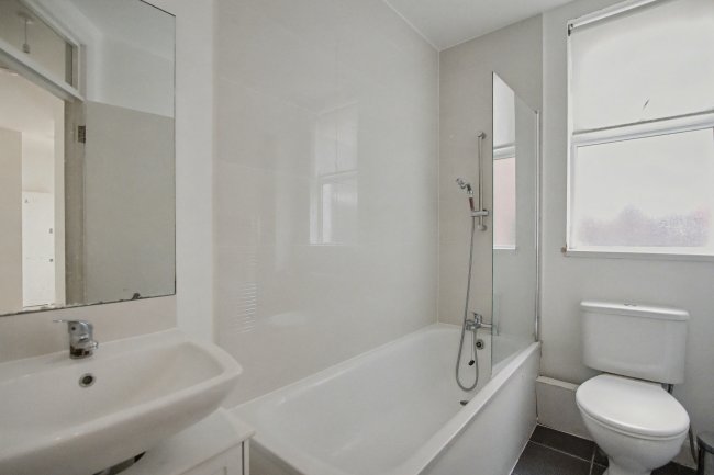 13 Olive Road, London NW2 6TY 3