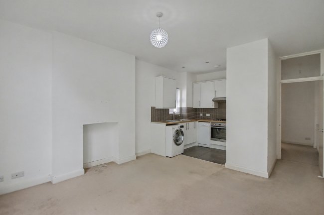 13 Olive Road, London NW2 6TY 3