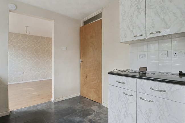 49 Beverley Road, Weymouth, DT3 6SE 8