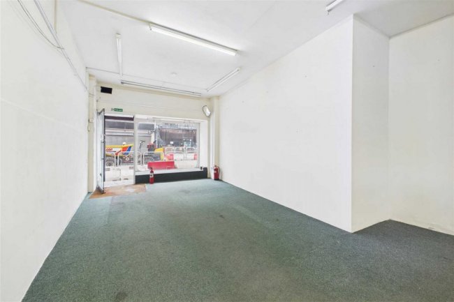 15 Eastover Bridgwater, Somerset TA6 5AG 5