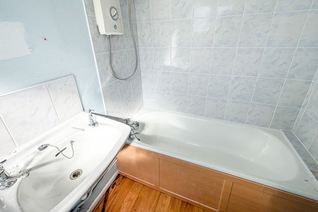 33 Wood Lane Bungalows, Chippenham, Wiltshire, SN15 3DW 10