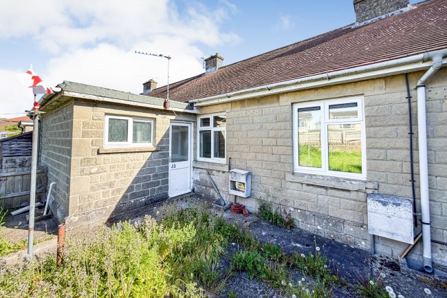 33 Wood Lane Bungalows, Chippenham, Wiltshire, SN15 3DW 10