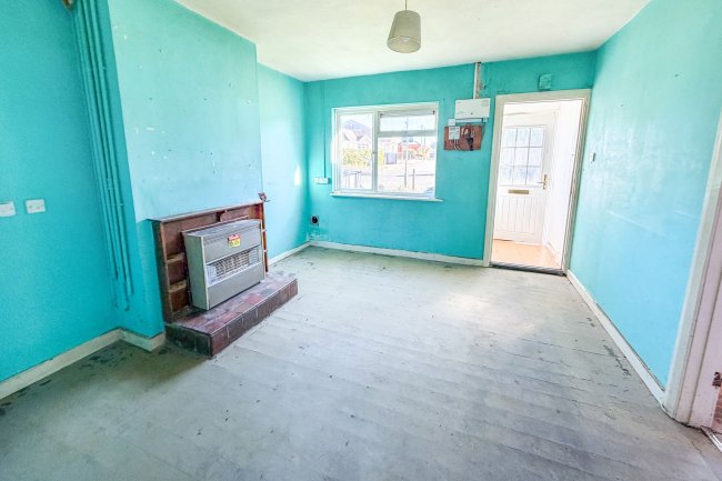 33 Wood Lane Bungalows, Chippenham, Wiltshire, SN15 3DW 10