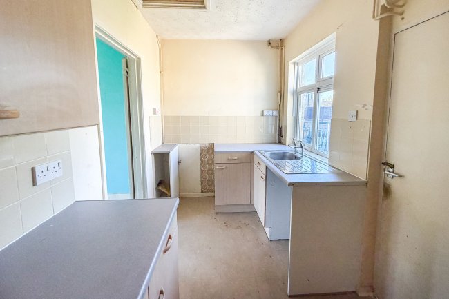 33 Wood Lane Bungalows, Chippenham, Wiltshire, SN15 3DW 10