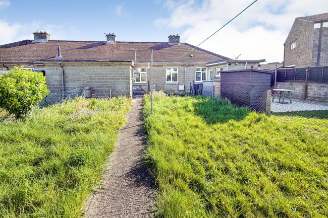 33 Wood Lane Bungalows, Chippenham, Wiltshire, SN15 3DW 10