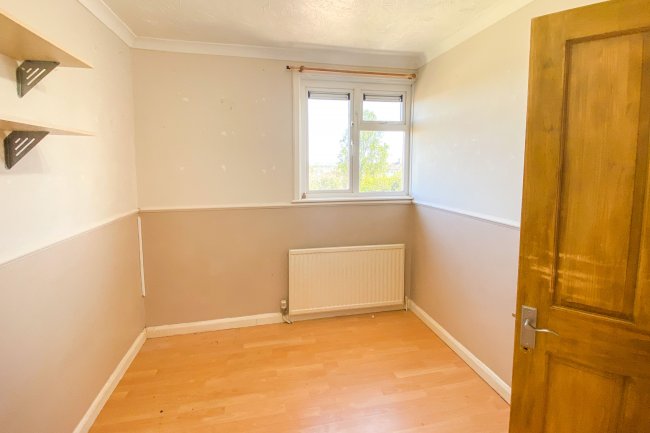 180 Wood Lane, Chippenham, Wiltshire, SN15 3EE 5