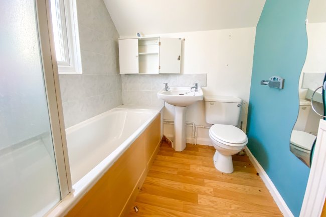 180 Wood Lane, Chippenham, Wiltshire, SN15 3EE 5