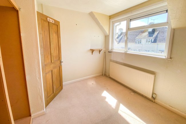 180 Wood Lane, Chippenham, Wiltshire, SN15 3EE 5