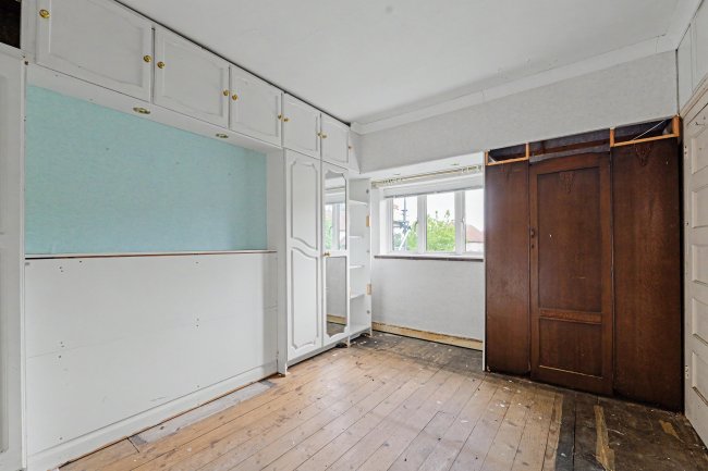 96 Vicarage Road, Henley-on-Thames RG9 1JT 3