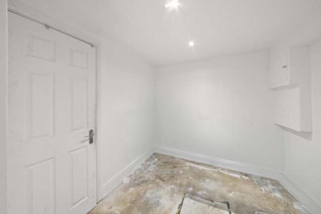 9 Boston Road, Hanwell, London W7 3SJ 8