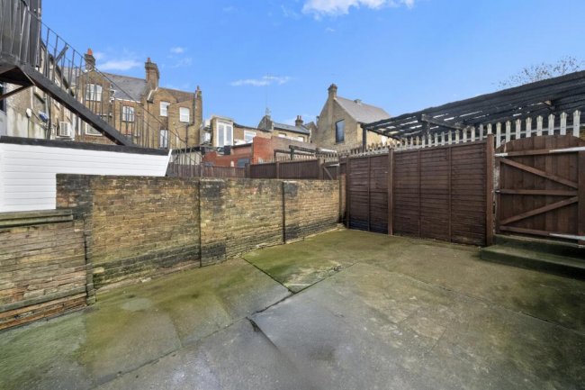 9 Boston Road, Hanwell, London W7 3SJ 8