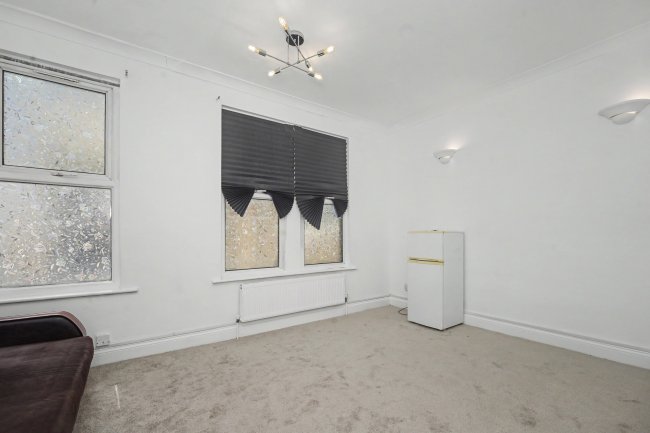 28B Wagner Street, Peckham, London, SE15 1NN 3