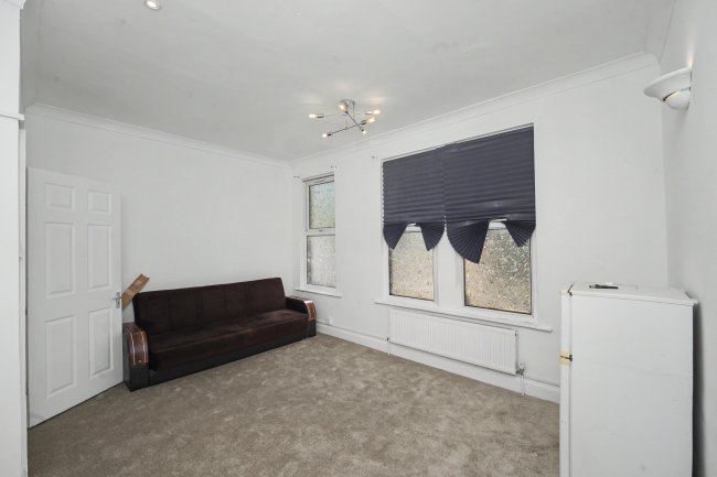 28B Wagner Street, Peckham, London, SE15 1NN 3