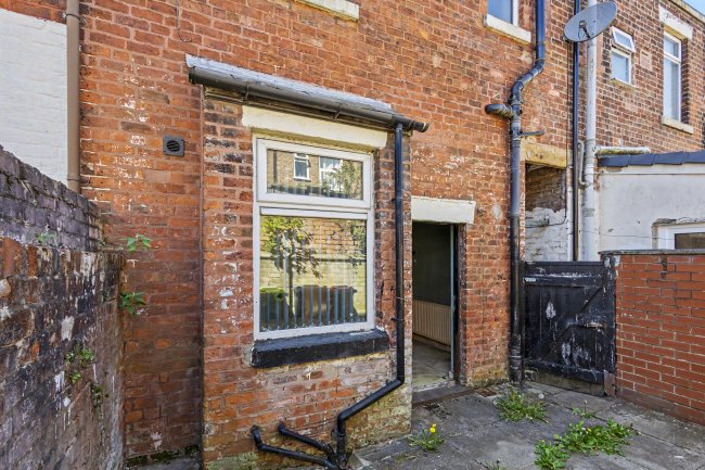 188 Plungington Road, Preston, Lancashire, PR1 7UB 6