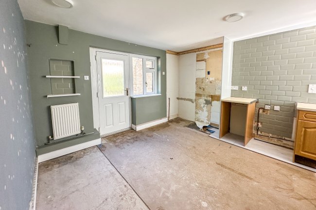 1 Lime Walk, Colshaw Farm, Wilmslow, Cheshire, SK9 2HW 8