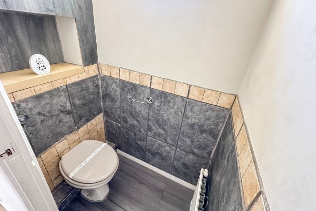 1 Lime Walk, Colshaw Farm, Wilmslow, Cheshire, SK9 2HW 8