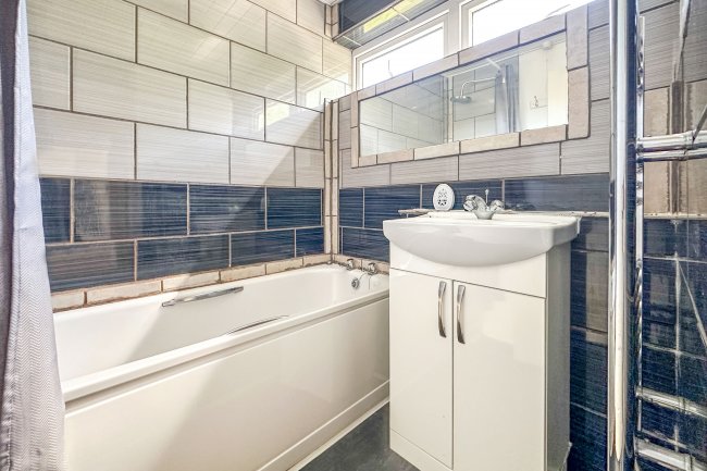 1 Lime Walk, Colshaw Farm, Wilmslow, Cheshire, SK9 2HW 8