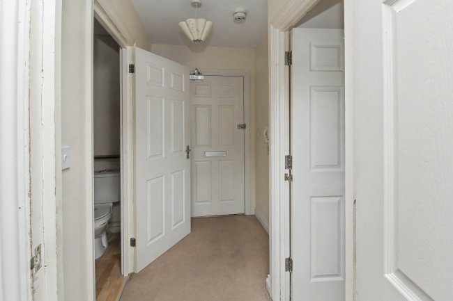 Flat 1, 48f High Street, Cosham, Portsmouth, Hampshire PO6 3AG 7