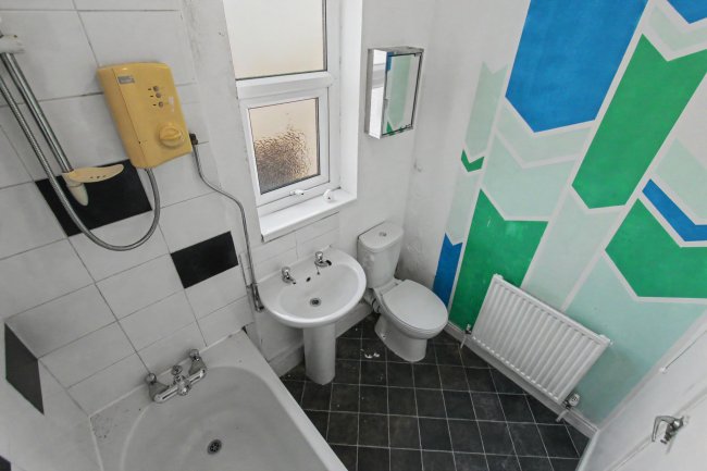 26 High Street, Shafton, Barnsley, South Yorkshire S72 8QB 3