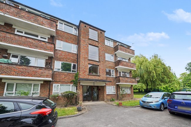 Flat 22, Poplar Court, Old Ruislip Road, Northolt, UB5 6QG 7