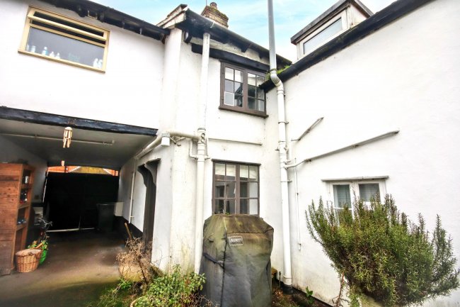 25 Church Street, Eye, Suffolk, IP23 7BD 5