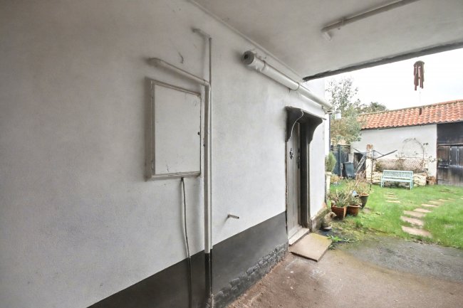 25 Church Street, Eye, Suffolk, IP23 7BD 5