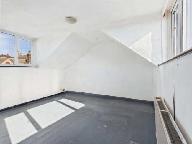 Flat 3, 42 Grantham Road, Brighton, East Sussex, BN1 6EE 2