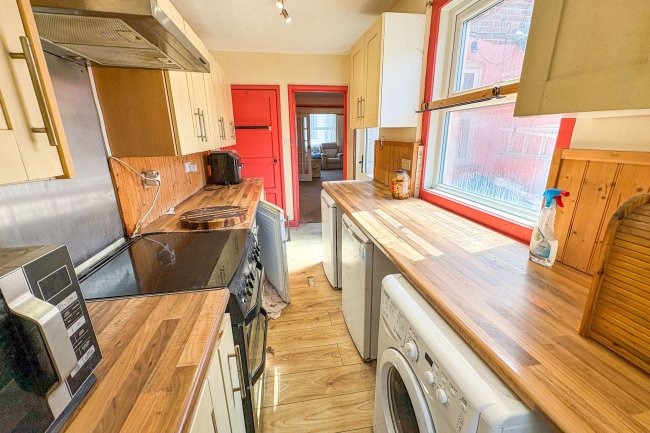 1 Newberry Gardens, Weymouth, Dorset, DT4 8LS 6