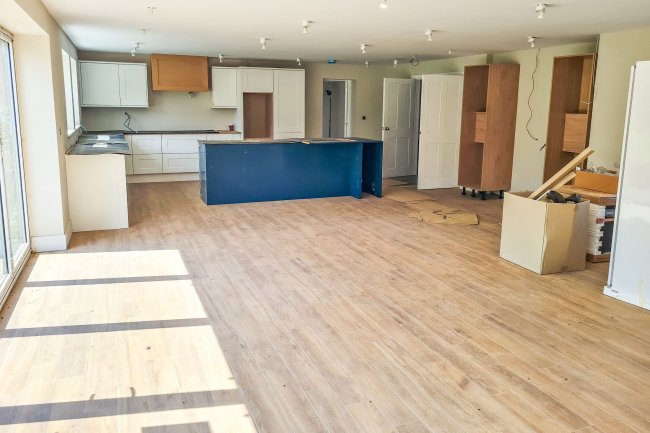 The Laurels, 4 Little Horwood Road, Great Horwood, Milton Keynes, MK17 0QE 2