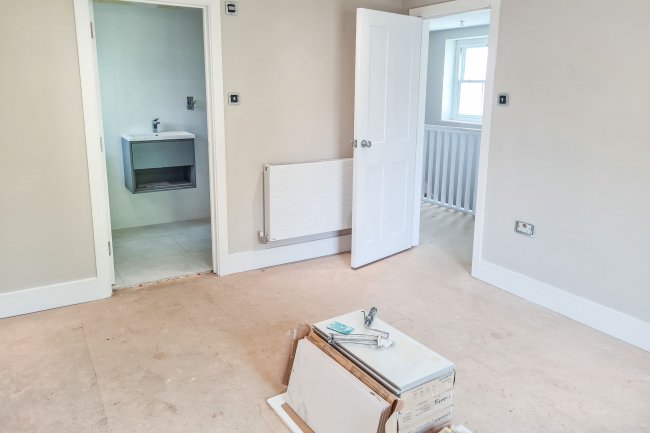 The Laurels, 4 Little Horwood Road, Great Horwood, Milton Keynes, MK17 0QE 2