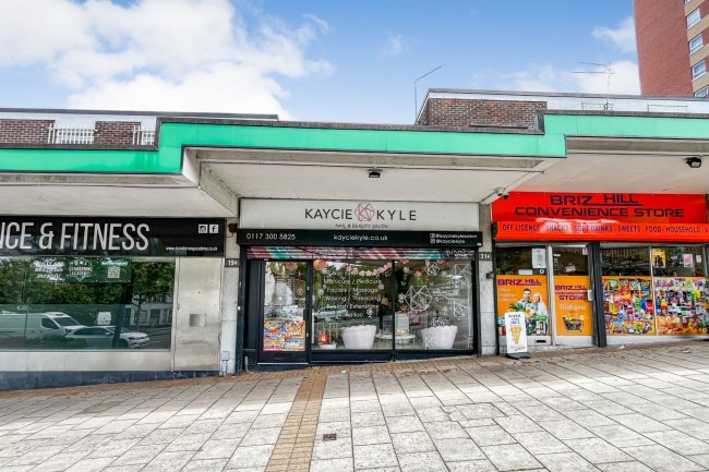 19 Brislington Hill, Brislington, Bristol BS4 5BE 2