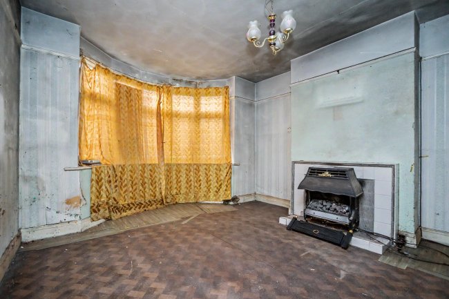 178 Magpie Hall Road, Chatham, ME4 5XH 8