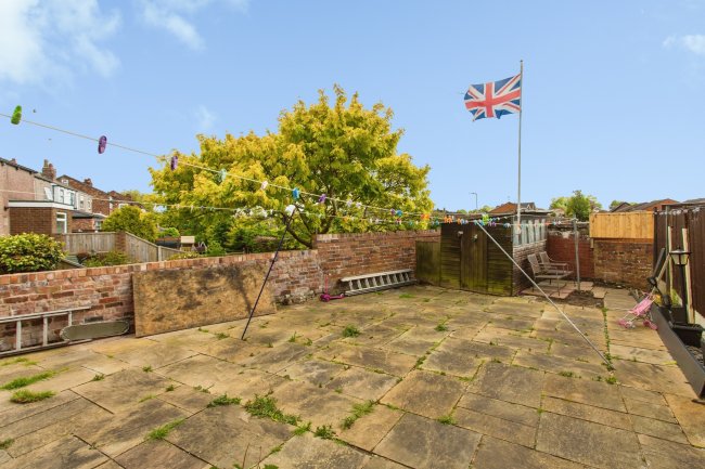 2 Walnut Avenue, Wigan WN1 3XE 6