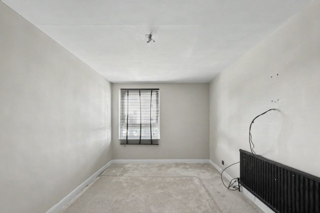 Flat 15 Birtwhistle House, 150 Parnell Road, Tower Hamlet, London E3 2JY 10