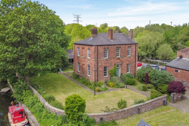 Thwaite Mill, Thwaite Lane, Stourton, Leeds LS10 1RP 2