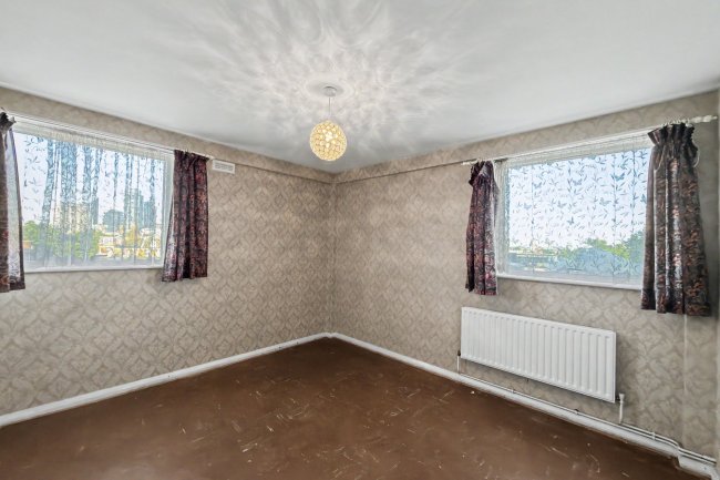 Flat 12, Charles Allen House, 22 Amwell Street, Clerkenwell, London EC1R 1XU 4