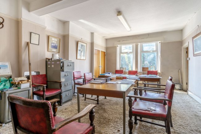 Roath Social Club, Cyril Crescent, Cardiff, CF24 1DQ 7