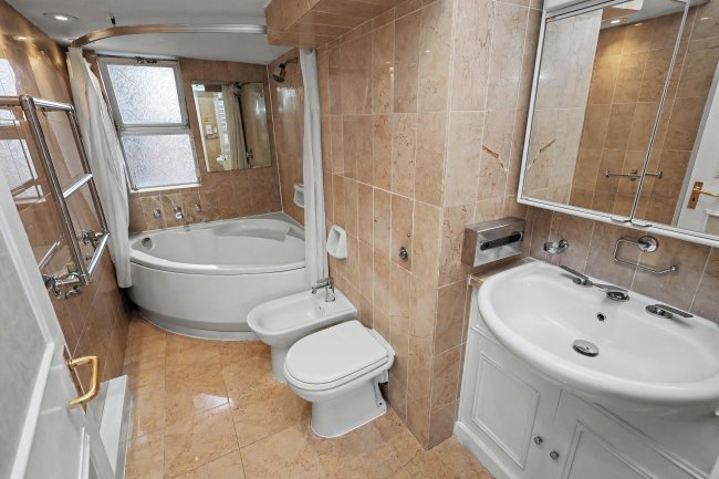 Flat 6, 75 Prince Albert Road, St Johns Wood, London, NW8 7SA 5