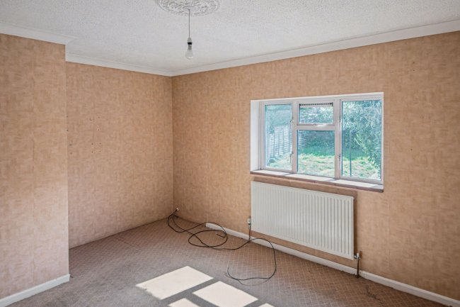 4 Hazelbury Hill, Box, Corsham, Wiltshire, SN13 8JY 6